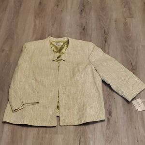Kasper Light green plus size  jacket